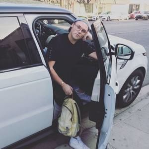 Meet your Posher, Chase